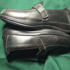 Orthofeet SoftLeather Anatomical Insole Shoe 8.5 W